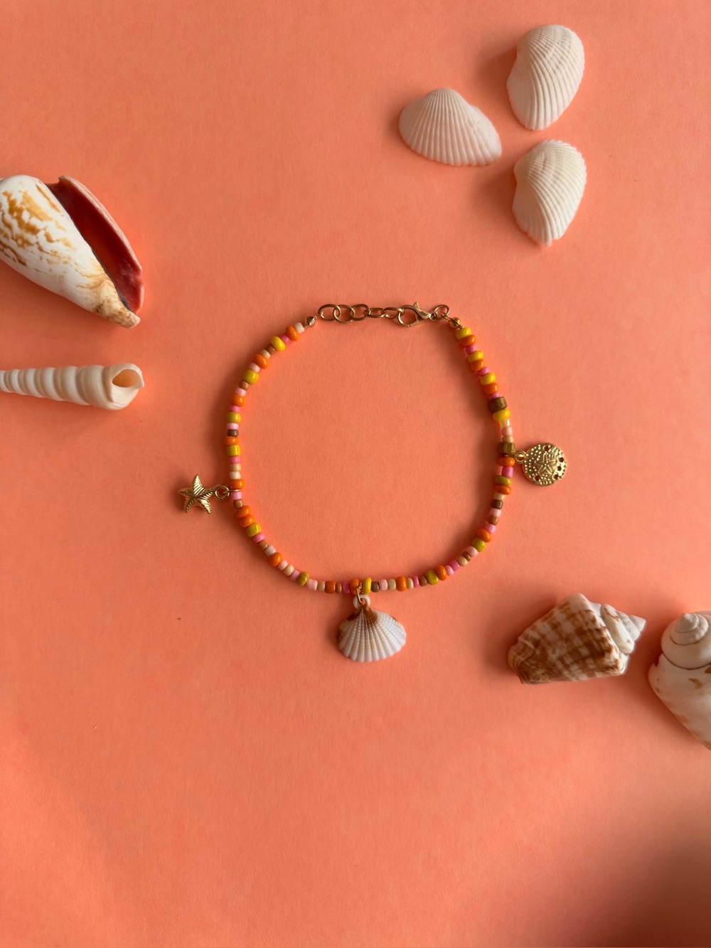 Handmade adjustable beaded boho anklet beach charm shell in Reef wooden beads